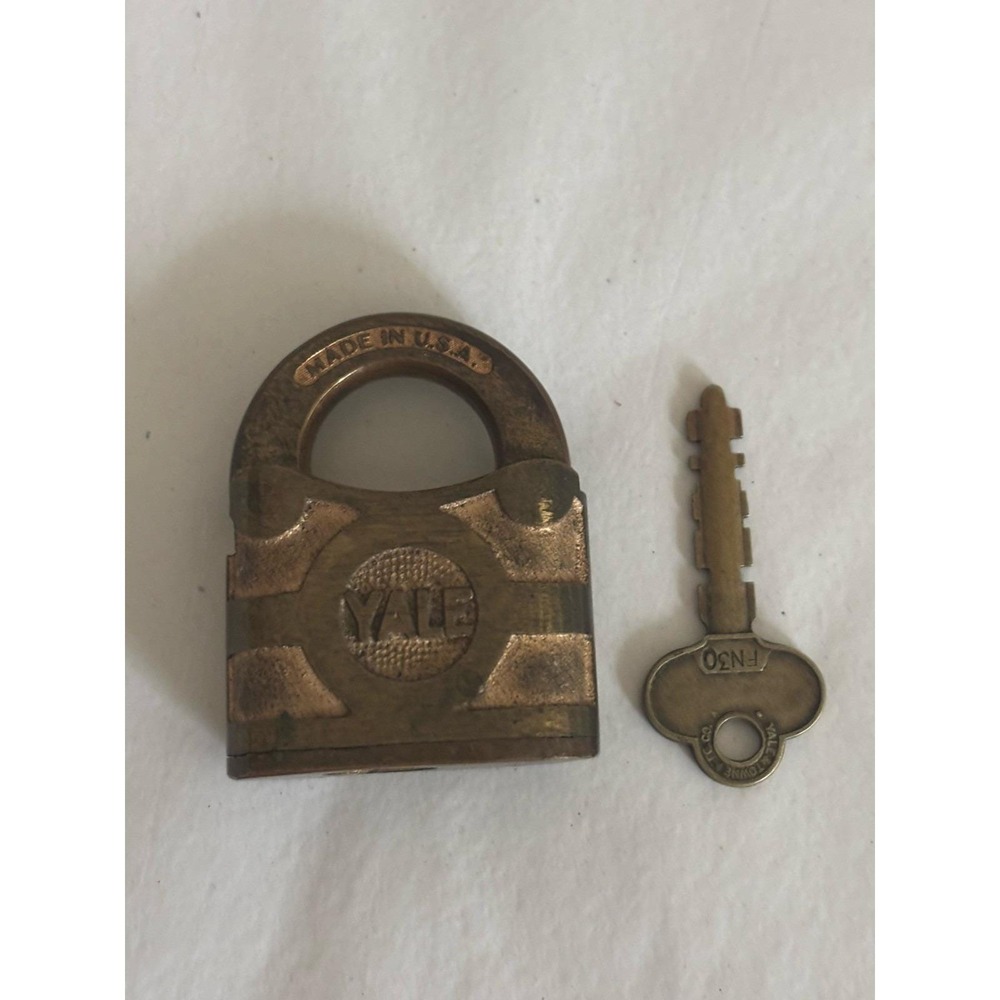Vintage Padlock Yale & Towne Mfg. Co. Stamford Conn. Made In USA Small